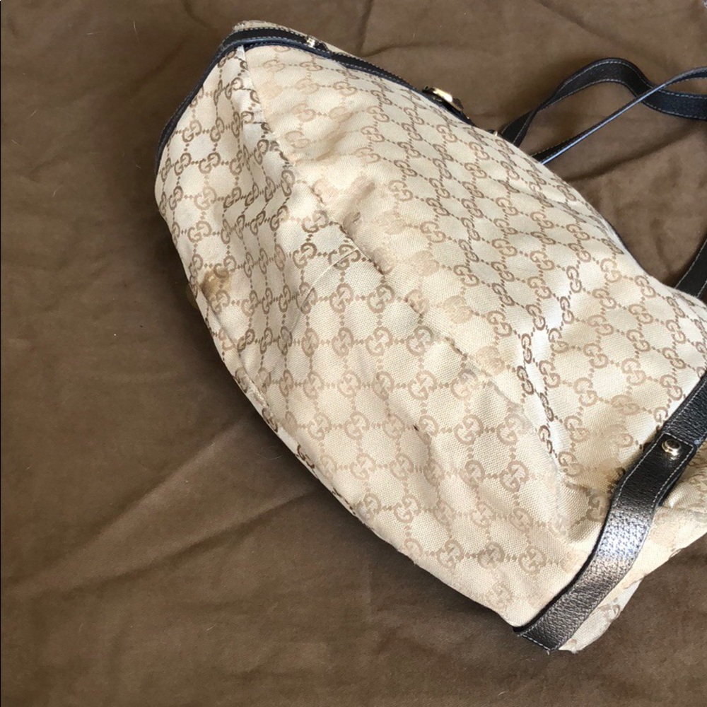 Authentic Gucci hobo handbag - Picture 4 of 4